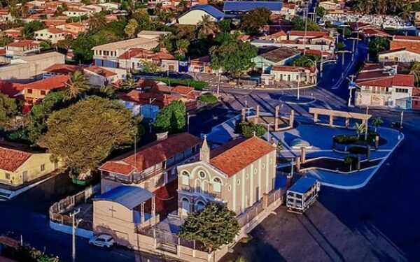 Prefeitura de Fortim anula licitação milionária suspeita após denúncia da oposição