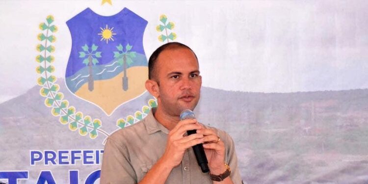 Câmara de Itaiçaba abre comissão que julgará o pedido de cassação do vice-prefeito Nilsinho