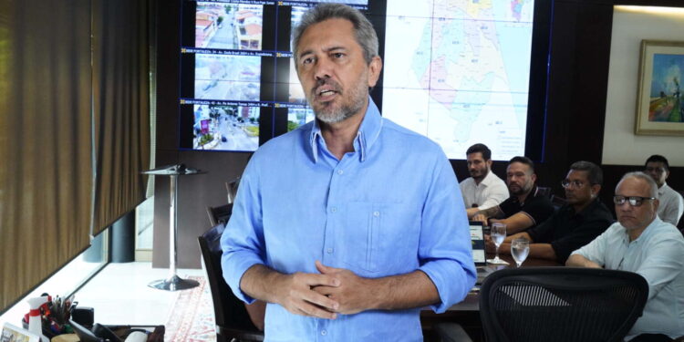 Governador do Ceará anuncia reforço financeiro para as forças de segurança