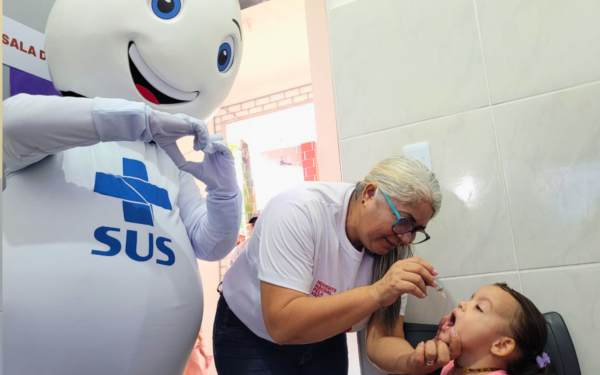 Ceará realizou Dia D de vacinação contra a poliomielite neste sábado (8); campanha ocorreu em todo o país