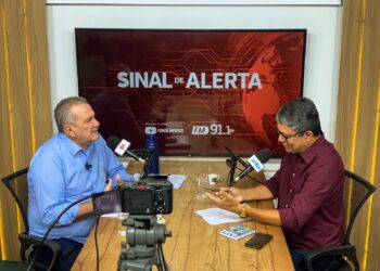 Bismarck anuncia a construção de um Centro de Hemodiálise em Aracati dentro do HMED