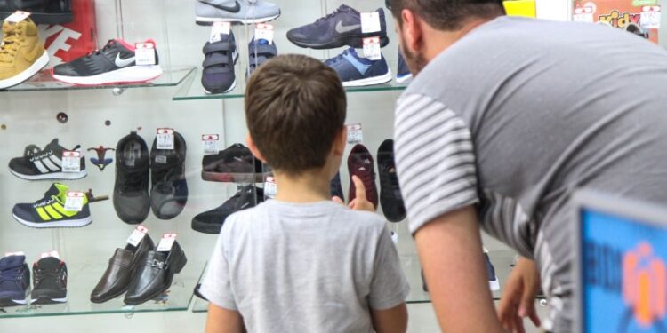 Dia dos Pais deve movimentar mais de R$ 200 milhões em vendas no comércio cearense