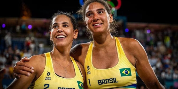 Duda e Ana Patrícia vencem o Canadá e conquistam ouro para o Brasil no vôlei de praia