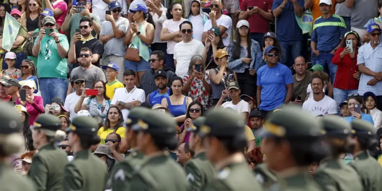 Público destaca caráter plural do desfile de 7 de Setembro em Brasília