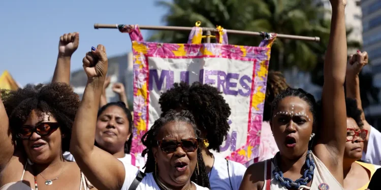 Currículos escolares vão destacar feitos das mulheres para a sociedade