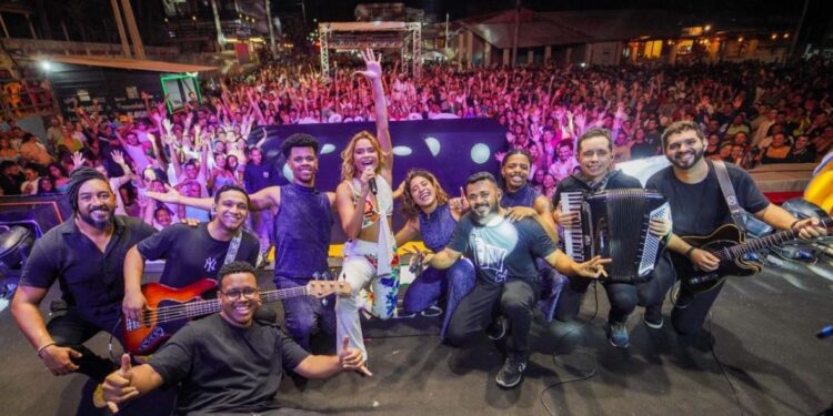 Luau e Regata de Majorlândia movimentaram final de semana em Aracati