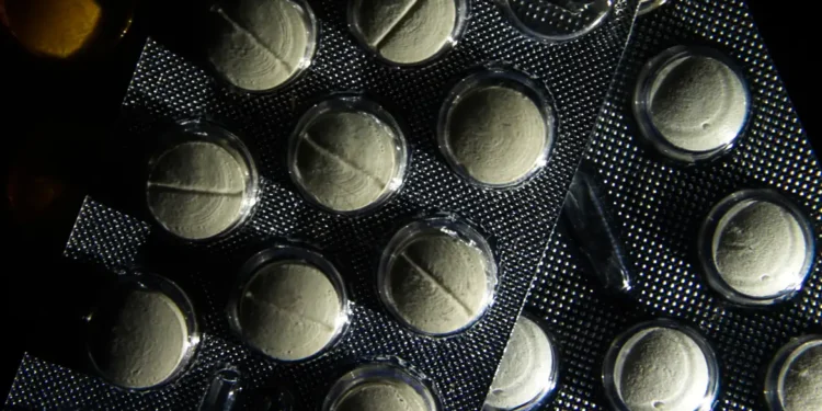 Medida Provisória mantém isenção a medicamentos importados