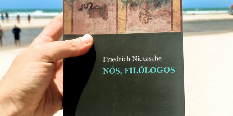 Livro de Nietzsche ganha tradução para o português por professor da Uece Aracati