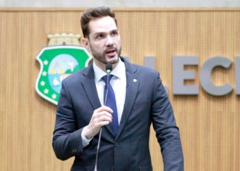 Guilherme Bismarck destaca crescimento do turismo e celebra retorno do Ceará à Série A