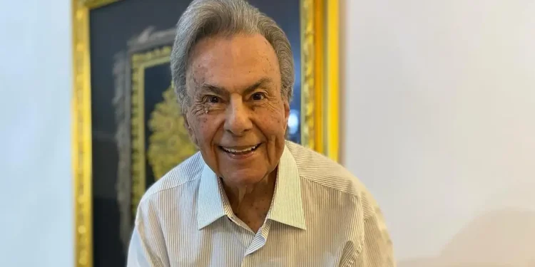 Morre o cantor Agnaldo Rayol, célebre por sua voz de barítono, aos 86 anos