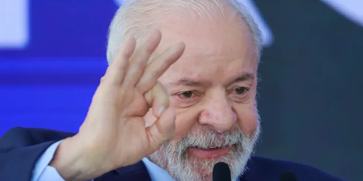 Lula diz agradecer por estar vivo após relevação de plano golpista para matá-lo
