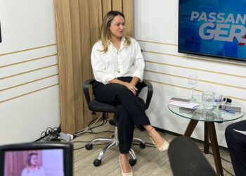 “Ande sempre ao lado do povo”, diz Roberta de Bismarck em entrevista à Sinal