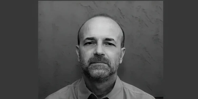 Fatos muito graves e aposta no caos, avalia historiador sobre golpe