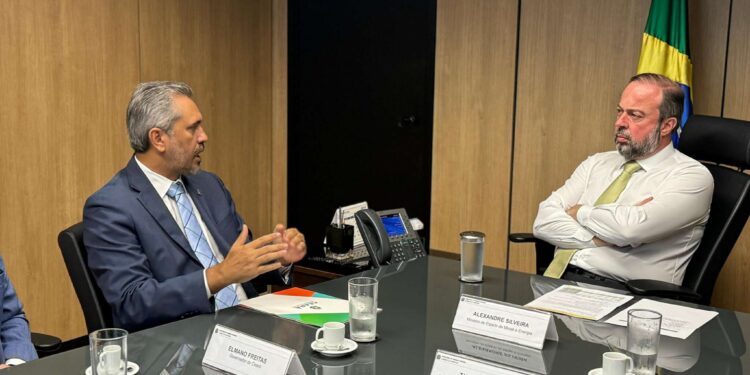 Governador Elmano dialoga com o Governo Federal sobre soluções para ampliar a produção de energia no Ceará