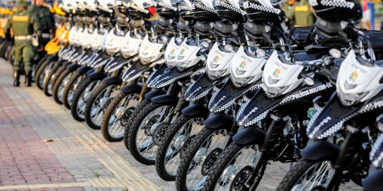 Polícia Militar do Ceará recebe 108 novas motocicletas para reforço nas ruas