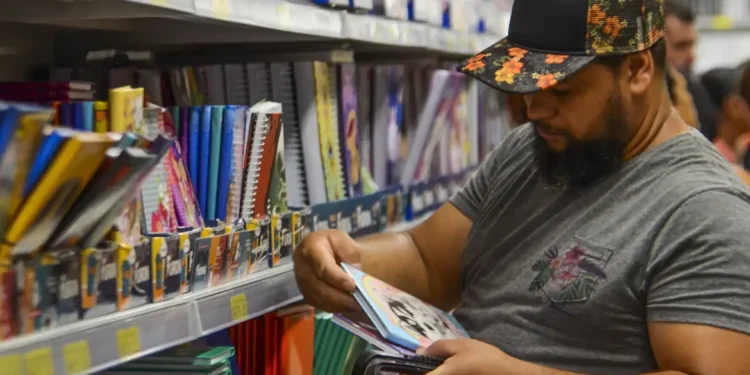 Inmetro dá dicas aos pais para facilitar compra de material escolar