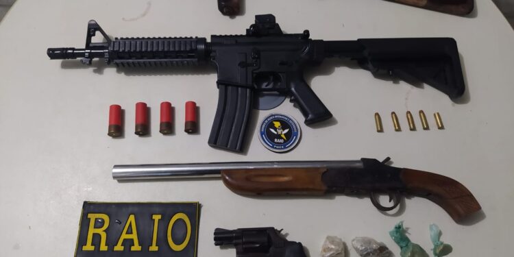 Ceará encerra fevereiro de 2025 com uma média diária de 20 armas apreendidas e 103 capturas de suspeitos por dia