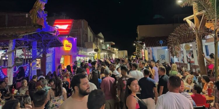 Com 910 mil turistas, Ceará registra crescimento expressivo do setor no 1º trimestre de 2025