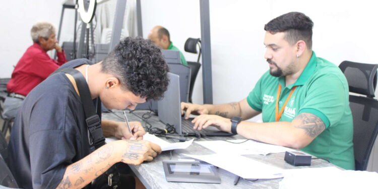 Russas e Limoeiro do Norte recebem Caminhão do Cidadão com serviços gratuitos nesta semana