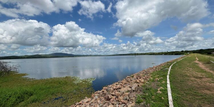 Ceará terá fim de semana com tempo estável e calor mais intenso no interior
