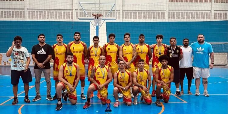 Seleção do Aracati de Basquete Masculino perde para Morada Nova na decisão e fica com o vice-campeonato geral da LBI