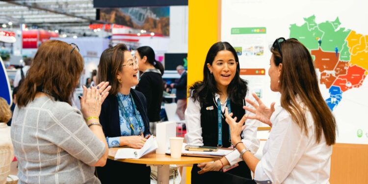 Ceará reforça protagonismo no turismo de negócios internacional em feira na Alemanha