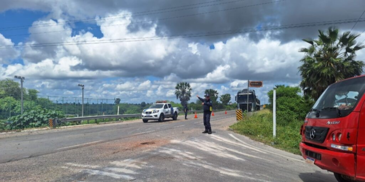 Após investigação do MPF, órgãos adotarão medidas para aumentar segurança viária na BR-304, em Aracati