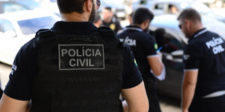 Polícia Civil do Ceará prende grupo de pessoas suspeitas de participação no golpe do falso advogado