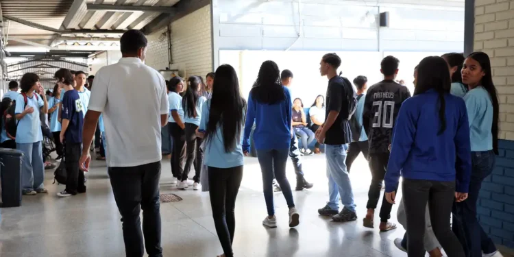 Pé-de-Meia: nascidos em julho e agosto recebem hoje parcela de R$ 200