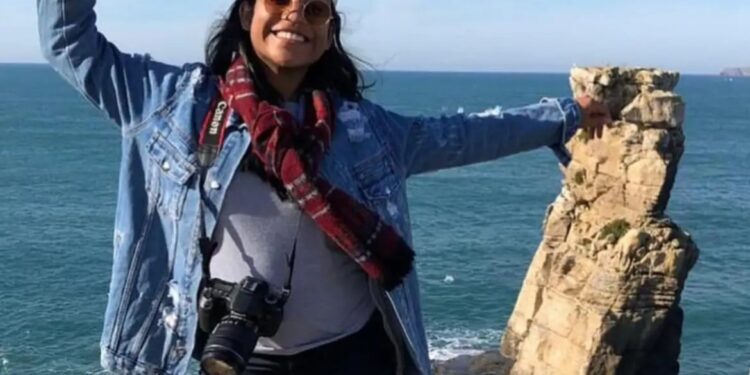 Corpo de Juliana Marins deixará a Indonésia nesta terça-feira