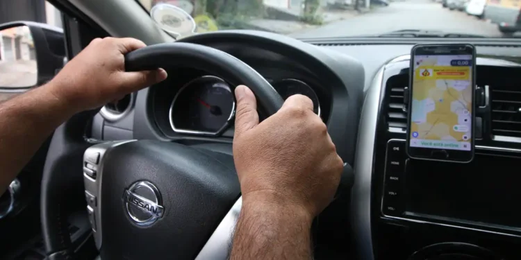 Crédito consignado CLT é aprovado e inclui motoristas de aplicativo