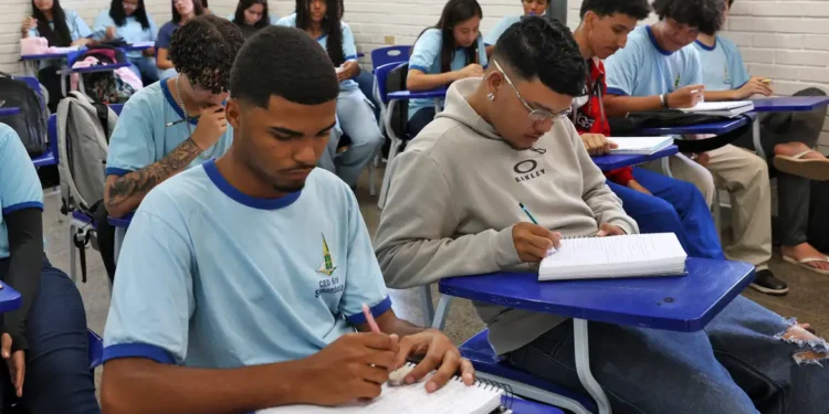 Pé-de-Meia: nascidos em maio e junho recebem quinta parcela
