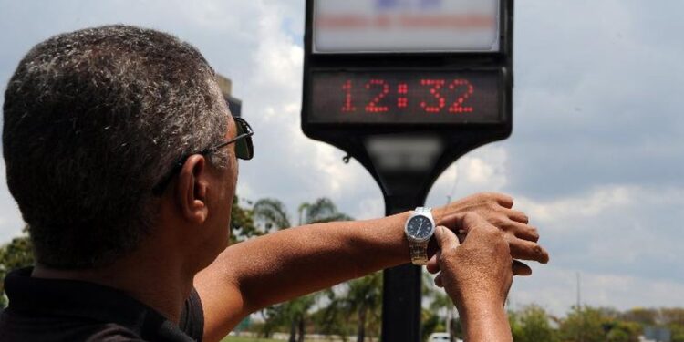 ONS alerta que país precisará de térmicas e volta a falar em horário de verão