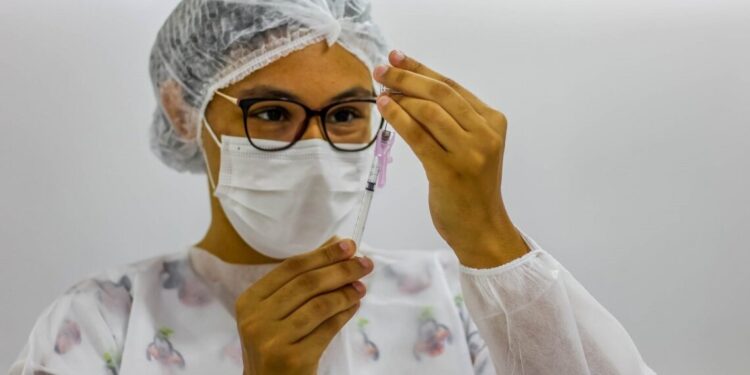 É hoje: Aracati realiza Dia D de Vacinação em todas as Unidades de Saúde do município