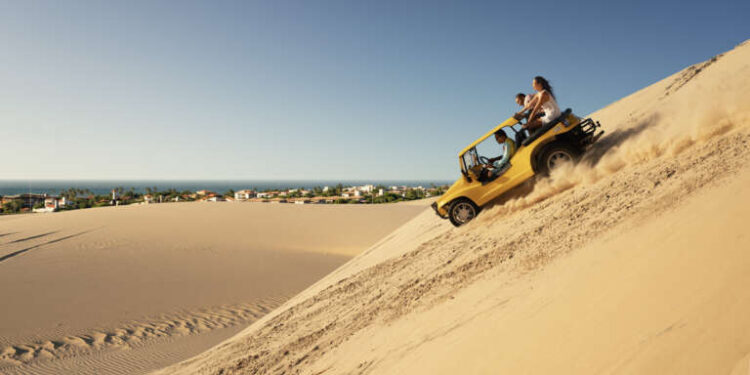 Ceará fica em primeiro lugar do Nordeste e supera média nacional no crescimento das atividades turísticas