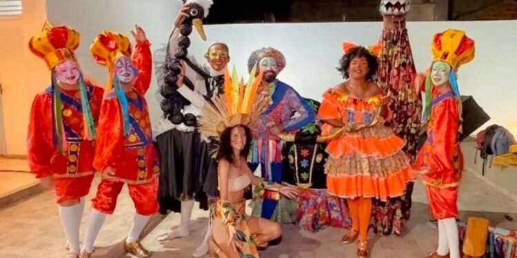 Espetáculo “Boi do Mestre Cajueiro” abre a Bienal Internacional de Teatro do Ceará em Aracati neste sábado (9)