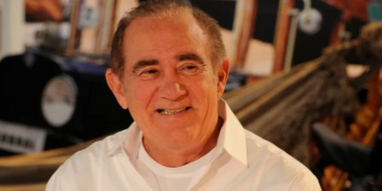 Curiosidade: cearense Renato Aragão, o “Didi”, é formado em Direito e já trabalhou no Banco do Nordeste