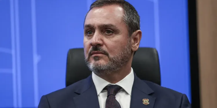 PF investiga ligação de intoxicação por metanol com crime organizado