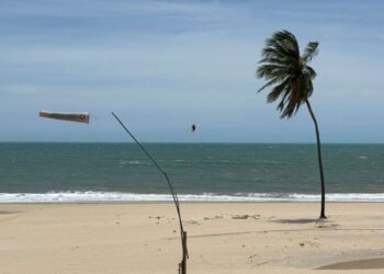 Ceará deve seguir com ventos fortes e temperaturas acima de 34°C neste final de semana