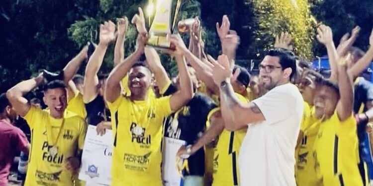 São Chico é o campeão do 5º Campeonato de Campo do Outeiro