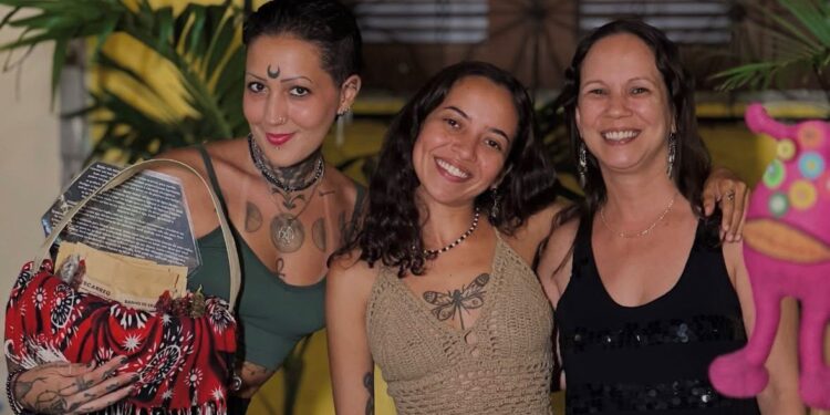 Feira Mulheres Empreendedoras movimenta mais um final de semana em Canoa Quebrada