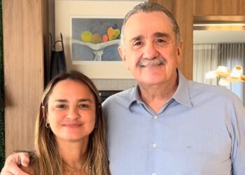 Bismarck recebe Prefeita Roberta para tratar de projetos para o Aracati