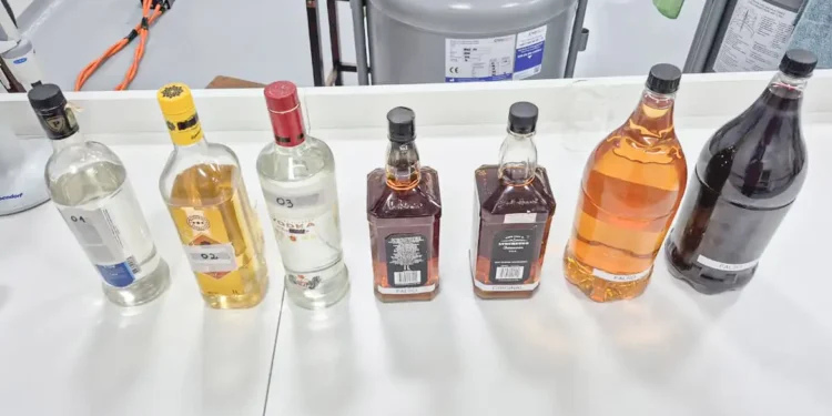 País tem 46 casos confirmados de intoxicação por metanol