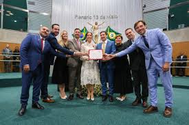 ALECE: Atuação de Lia de Freitas no programa Ceará sem Fome é enaltecida durante entrega de medalha Herbert de Souza