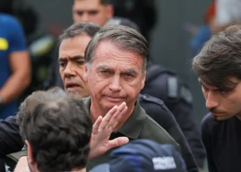 Bolsonaro passa por audiência de custódia neste domingo