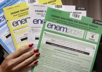Enem 2025: divulgados gabaritos e cadernos de provas do 2º dia