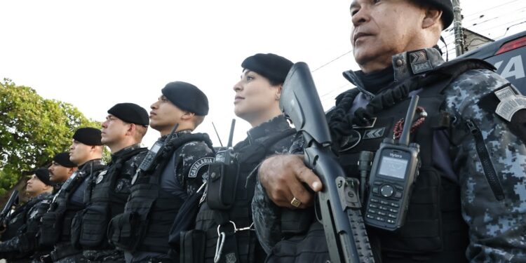 Segurança: Governo do Ceará inicia operação com mais de 800 policiais