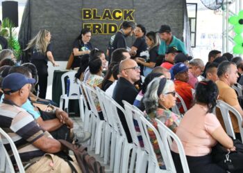 Governo do Ceará realizou mais uma edição da Black Friday de Empregos com oferta de cerca de 7 mil vagas de trabalho