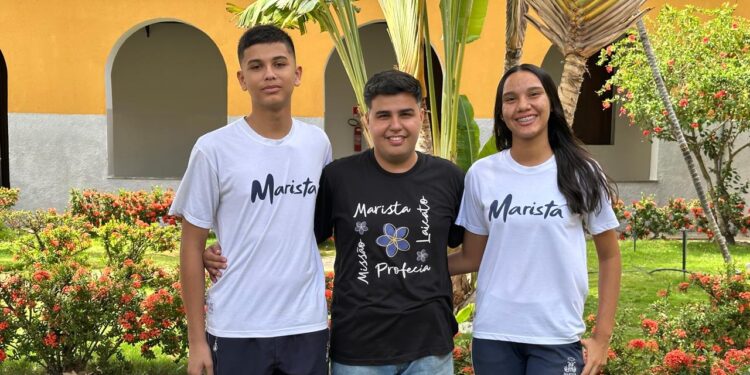 Estudantes e educador do Colégio Marista de Aracati marcam presença na COP30
