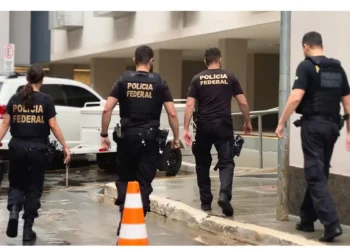 Fraudes no INSS: ex-ministro de Bolsonaro e deputados são alvos da PF